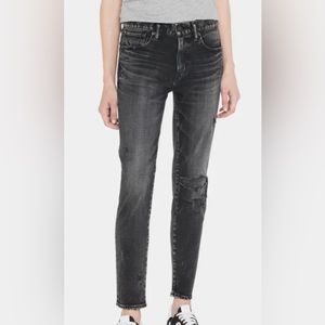 Moussy Vintage distressed high rise jean